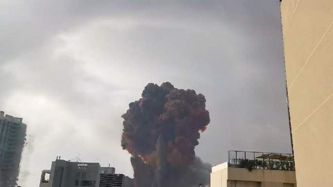 Απανωτές εκρήξεις στη Βηρυτό – Ταρακουνήθηκε ολόκληρη η πόλη