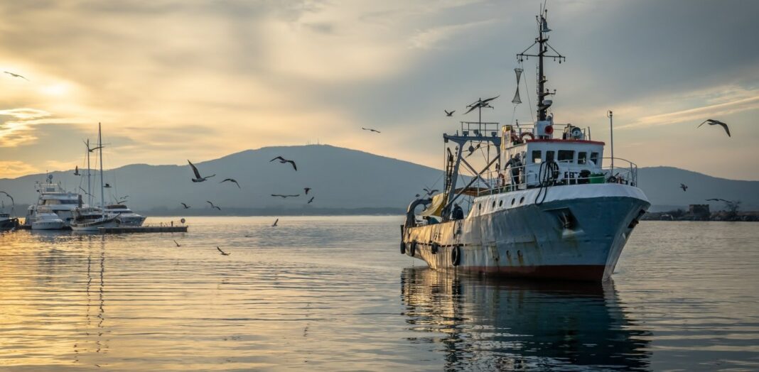 Αλβανία για τα 12 μίλια στο Ιόνιο: Δικαίωμα της Ελλάδας η διεύρυνση χωρικών υδάτων