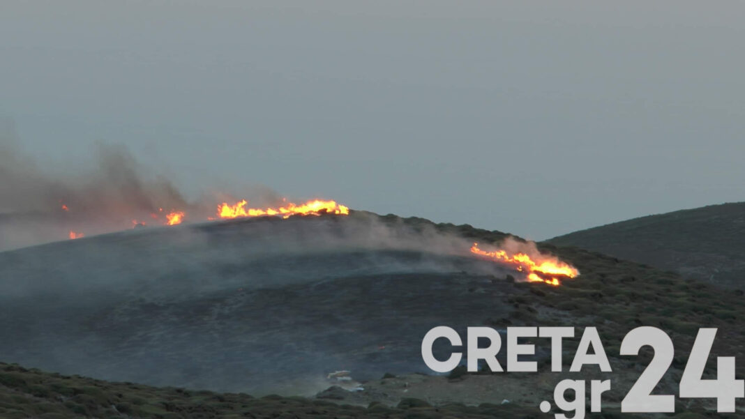 Κρήτη: Ολονύχτια μάχη με τις φλόγες – Εκκενώθηκε κι άλλος οικισμός