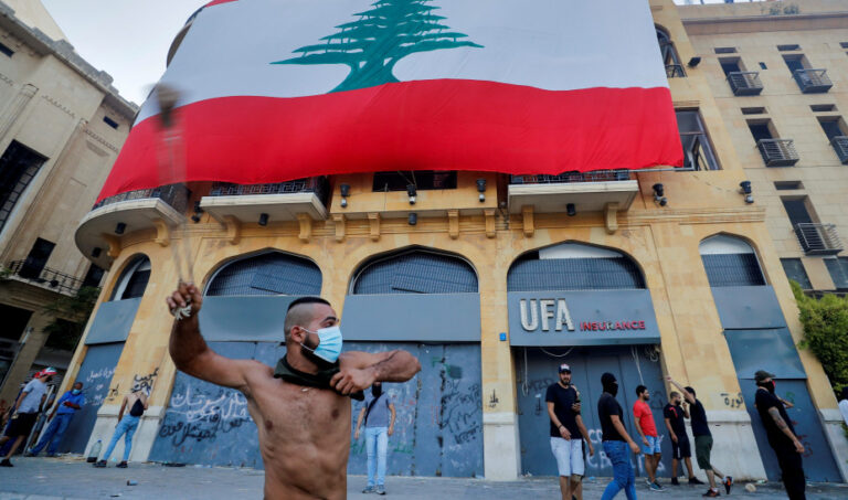 Λίβανος: Πάνω από 728 τραυματίες στις συγκρούσεις – Πληροφορίες για νεκρό αστυνομικό