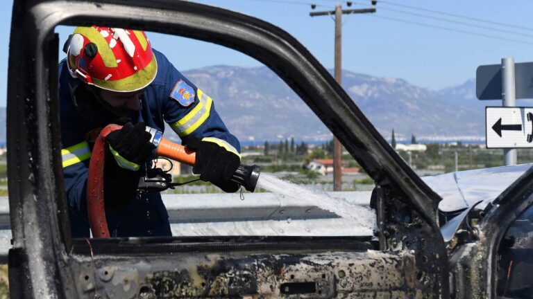 Νεκρός 40χρονος από μετωπική σύγκρουση δύο ΙΧ