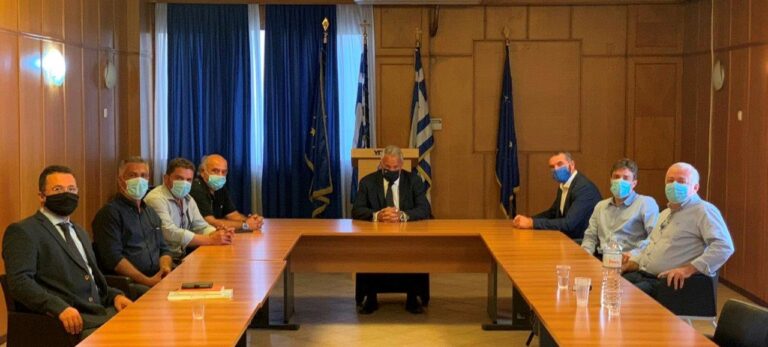 Με τον Υπουργό Αγροτικής Ανάπτυξης συναντήθηκε ο Μ. Χνάρης