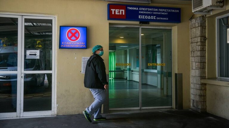 Κορωνοϊός: «Όσοι μπαίνουν πια στις ΜΕΘ, δεν βγαίνουν» – Τι λέει νοσηλεύτρια του «Σωτηρία»