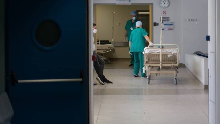 Κορωνοϊός: Στους 286 οι νεκροί στην Ελλάδα