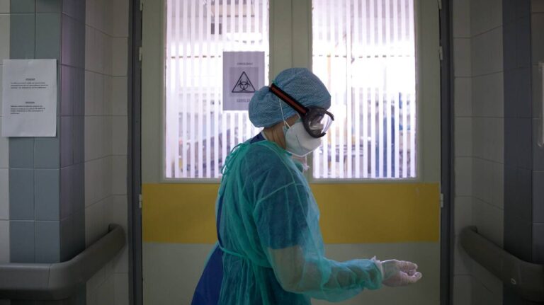 Κορωνοϊός: Πέντε νεκροί σε λίγες ώρες – 362 τα θύματα στην Ελλάδα