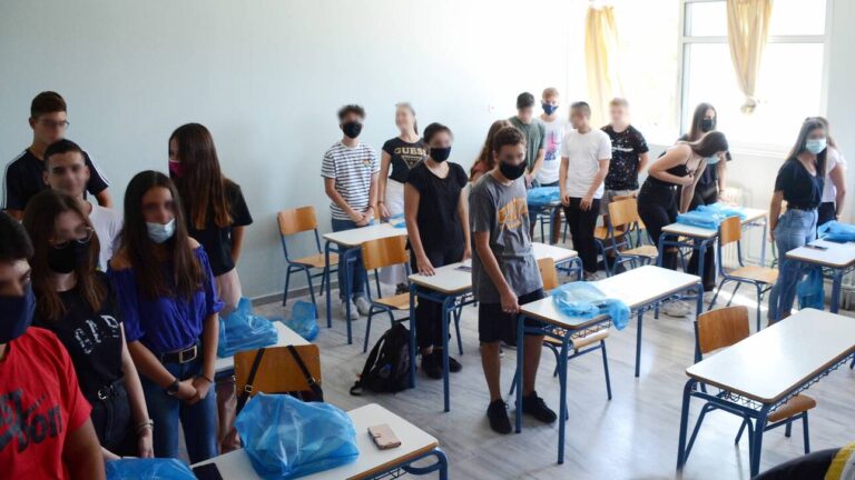 Κορωνοϊός: Μακραίνει η λίστα με τα κλειστά σχολεία