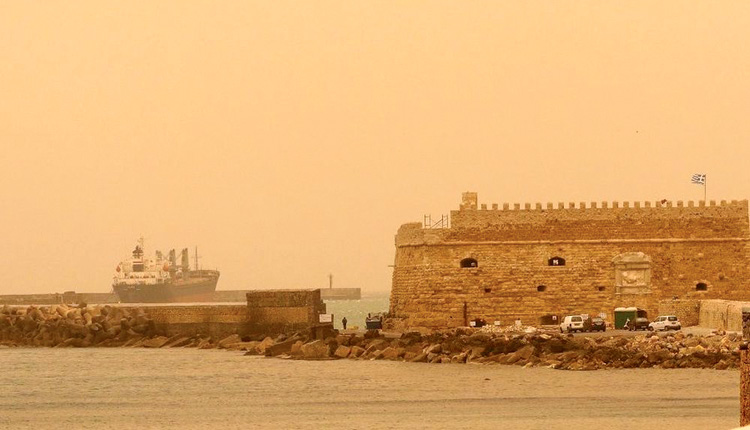 Καιρός: Έρχονται ισχυροί νοτιάδες και αφρικανική σκόνη στην Κρήτη