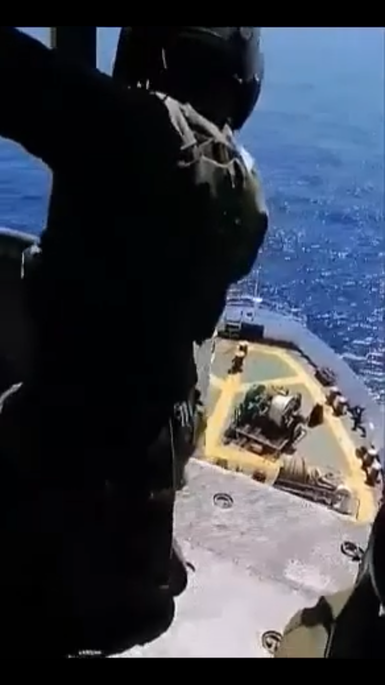 Κρήτη: Βίντεο από την αερομεταφορά του τραυματισμένου ναυτικού