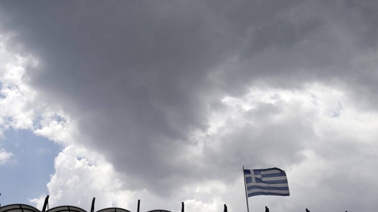 Καιρός: Πέφτει σήμερα η θερμοκρασία – Bροχές στην Κρήτη