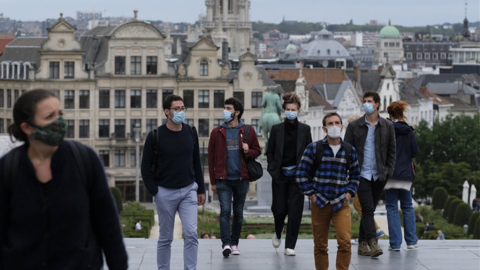 Κορωνοϊός – Βέλγιο: «Πράσινο φως» για τη χορήγηση τρίτης δόσης στους άνω των 65
