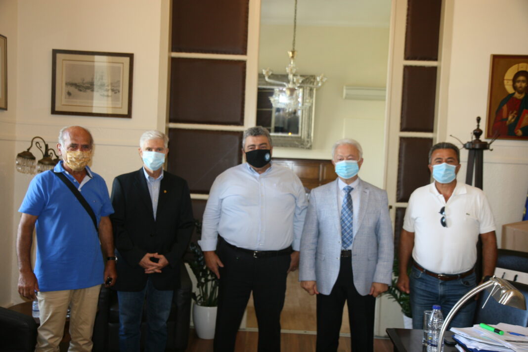 Στον  Αντιπεριφερειάρχη Χανίων ο Πρόεδρος της Ένωσης Απόστρατων Αξιωματικών Στρατού