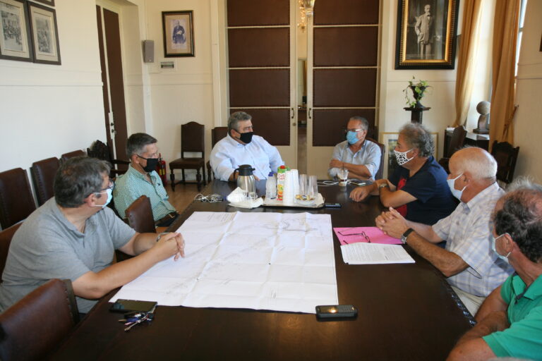 Σύσκεψη για την πορεία εκτέλεσης των εργασιών στο λιμάνι Κολυμβαρίου