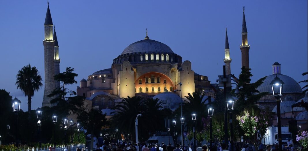 Τουρκία: Μετά την Αγία Σοφία και άλλο μουσείο μετατρέπεται σε τζαμί