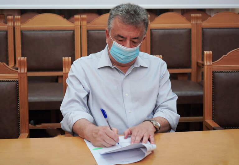 Κρήτη: Η επιστολή Αρναουτάκη στον πρωθυπουργό για την άρση των μέτρων