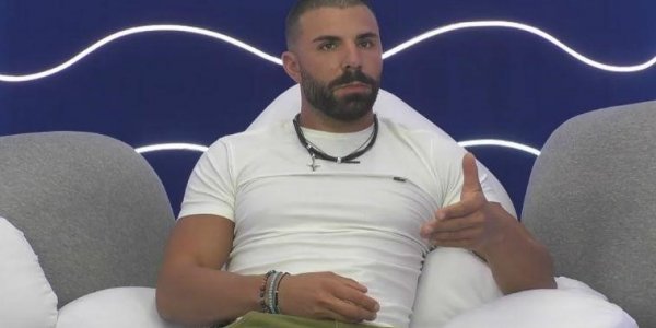 Ζητά συγγνώμη με επιστολή του ο Αντώνης Αλεξανδρίδης