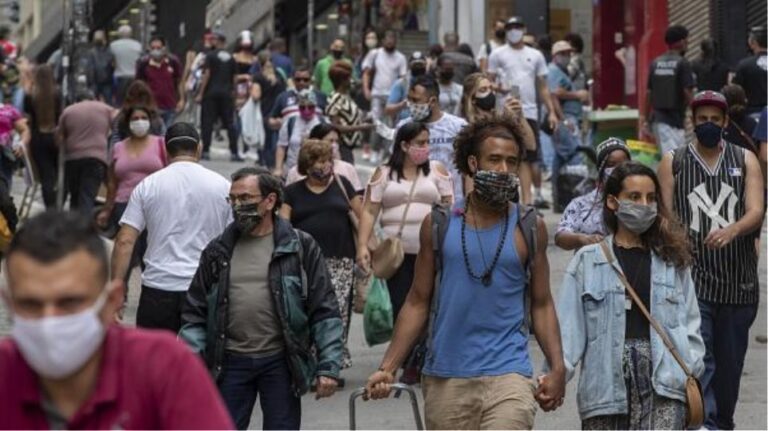 Κορωνοϊός: Ξεπέρασαν τους 140.000 οι θάνατοι στη Βραζιλία
