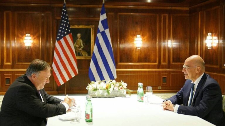 Επίσκεψη Πομπέο: Σε εξέλιξη η συνάντηση με τον Νίκο Δένδια