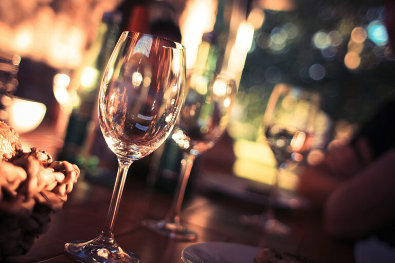 Ηράκλειο: «Λουκέτο» και πρόστιμο 10.000 ευρώ σε εστιατόριο