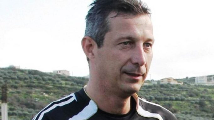 ΕΑΚΗ: «Ο Νίκος Γιαλαμάς υπηρέτησε με αγάπη το ποδόσφαιρο»