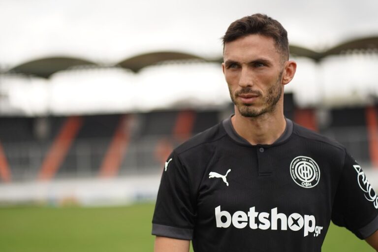 Υπέγραψε για δυο χρόνια στον ΟΦΗ