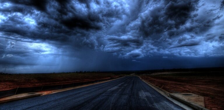 Κακοκαιρία «Ιανός»: Μήνυμα του 112 στα νησιά του Ιονίου – Οι προειδοποιήσεις Χαρδαλιά