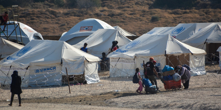 Καρά Τεπέ: Μεταφέρθηκαν στη νέα δομή 9.000 πρόσφυγες και μετανάστες