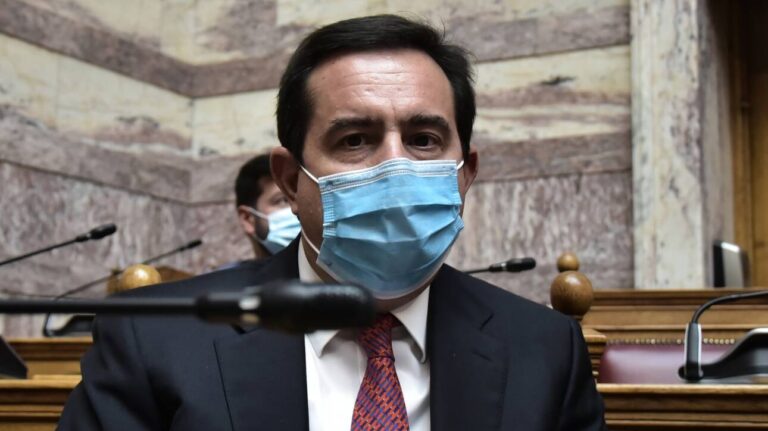 Μηταράκης: Εντός της εβδομάδας η ΚΥΑ για τις αποζημιώσεις των κατοίκων στη Μόρια