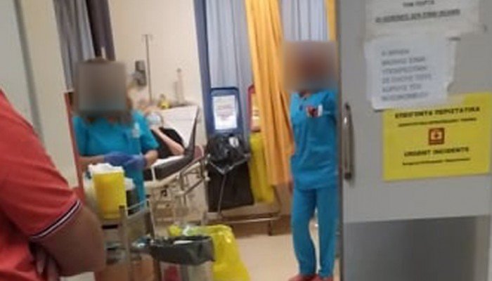 Κρήτη: Υγειονομικοί χωρίς μάσκα στα επείγοντα νοσοκομείου (εικόνες)
