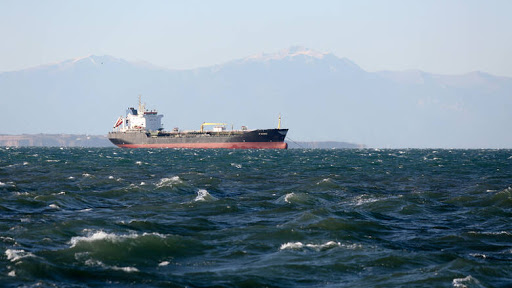 Φορτηγό πλοίο έμεινε ακυβέρνητο δυτικά της Κρήτης