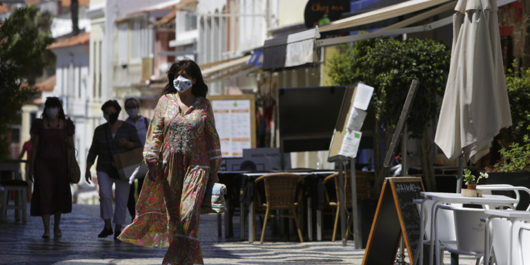 Πορτογαλία: Περισσότεροι από 1.000 θάνατοι λόγω του καύσωνα – Θερμοκρασίες ρεκόρ στη χώρα