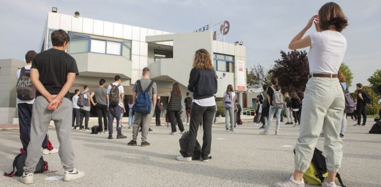 Σύψας: Δεν θα αποφύγουμε τα κρούσματα κορωνοϊού στα σχολεία