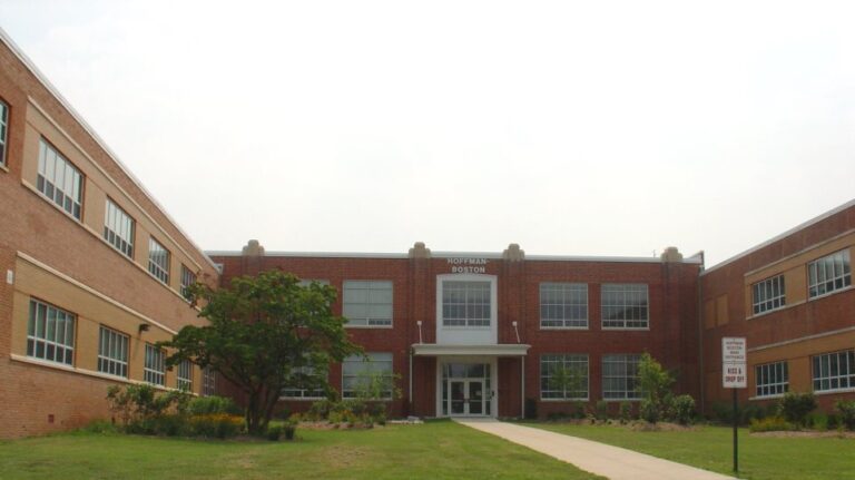 Κορωνοϊός: Έστειλαν τον γιο τους στο σχολείο αν και γνώριζαν πως ήταν θετικός