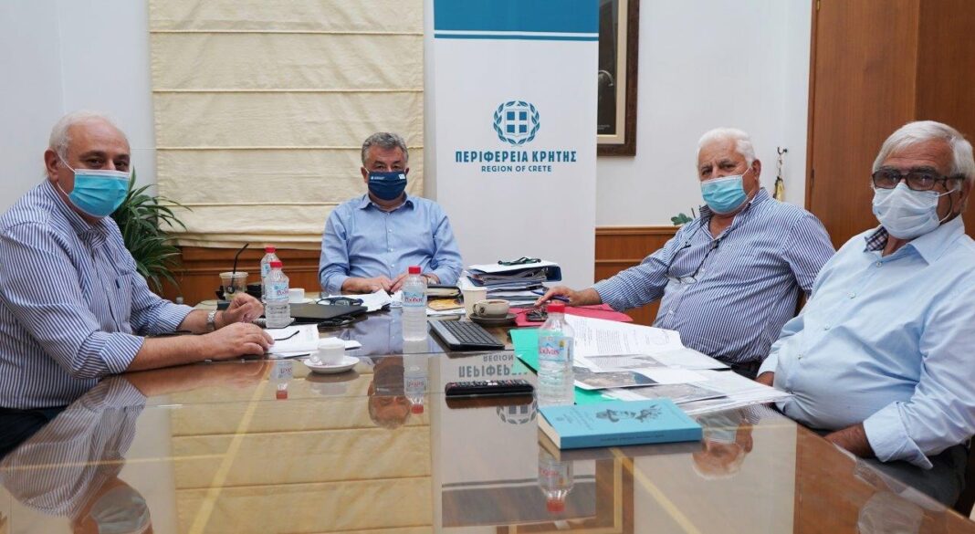 Συνάντηση Περιφερειάρχη Κρήτης με τον Δήμαρχο Βιάννου