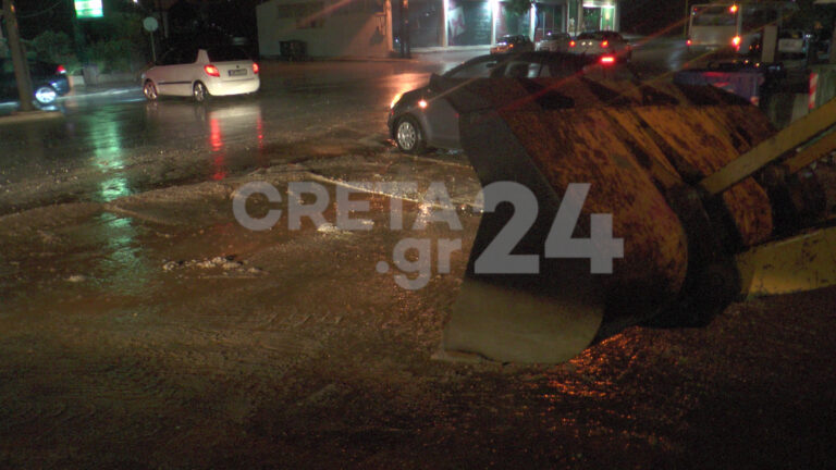 Κακοκαιρία: «Βουλιάζει» η Κρήτη – Εγκλωβίστηκαν οδηγοί, πλημμύρισαν καταστήματα