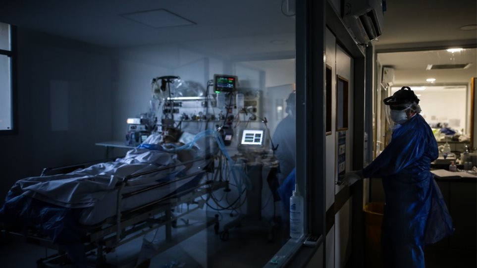 Ιταλία: Η κυβέρνηση ετοιμάζει ακόμα πιο αυστηρά μέτρα για τον κορωνοϊό