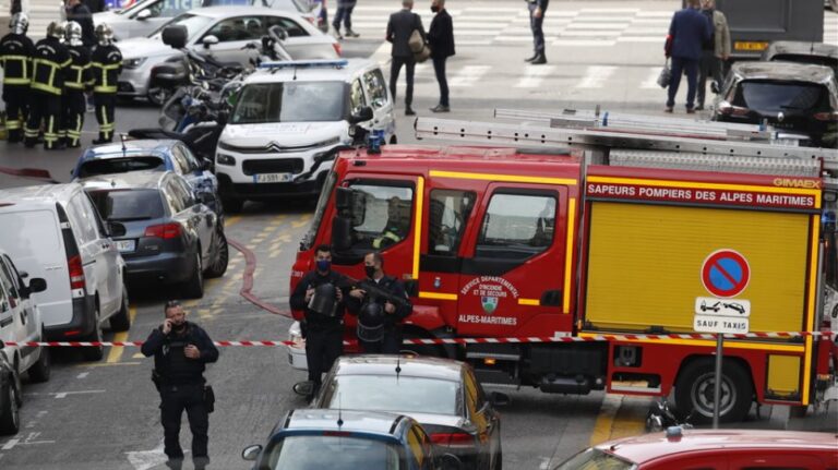 Συγκλονιστική μαρτυρία από Κρητικό ιερέα για τη σφαγή στη Νίκαια