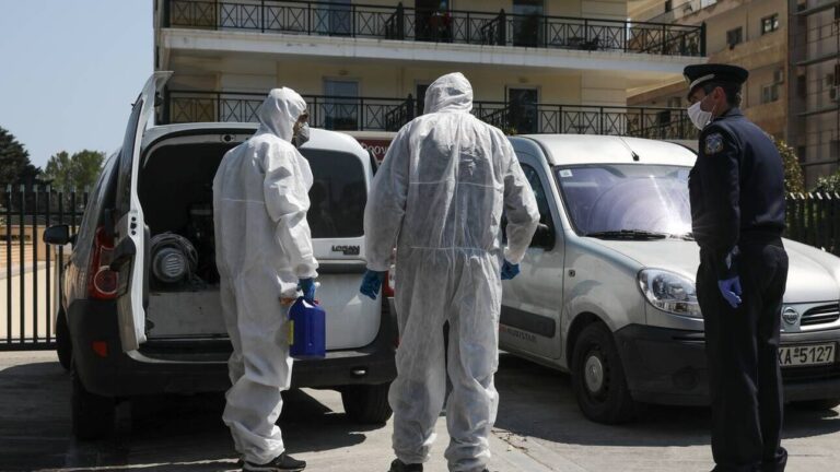 Κορωνοϊός: Επανεξετάζεται σήμερα η κατάσταση – Ανησυχία για τα γηροκομεία