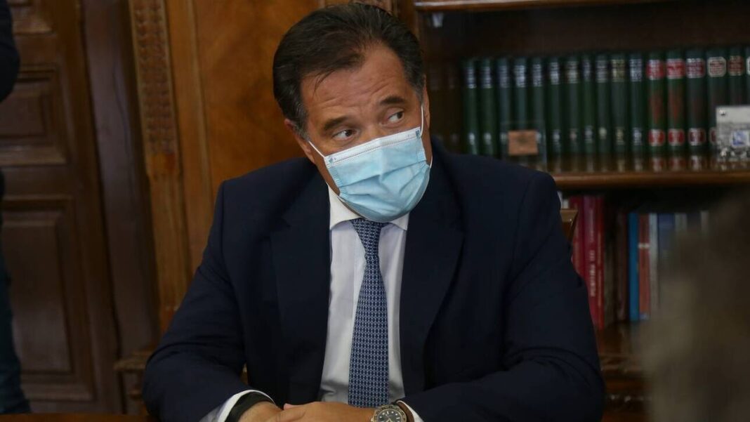 Γεωργιάδης: Ούτε lockdown, ούτε κλείσιμο της εστίασης