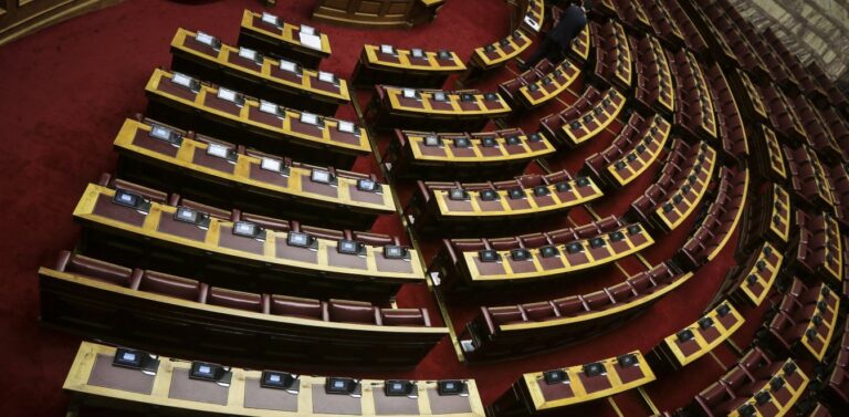 Κρούσματα κορωνοϊού στη Βουλή