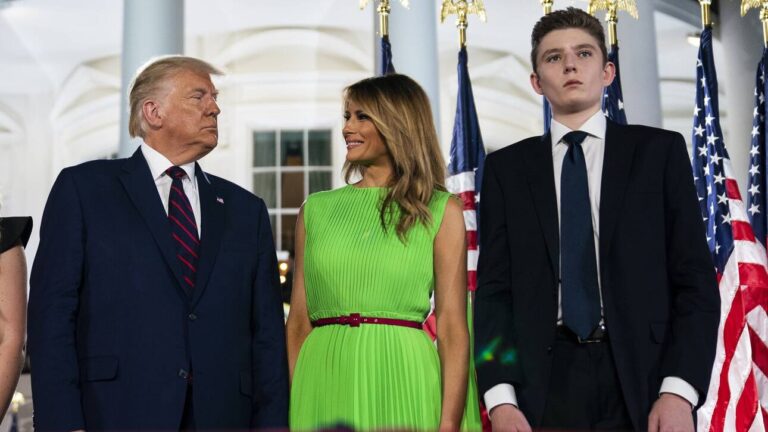 Κορωνοϊός: Θετικός και ο γιος του Τραμπ, Μπάρον