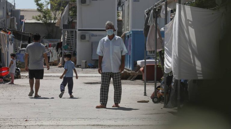 Κορωνοϊός: Σε πλήρη υγειονομικό αποκλεισμό δομή φιλοξενίας προσφύγων