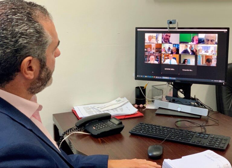 Σε τηλεδιάσκεψη με τον Υπουργό Αγροτικής Ανάπτυξης ο Μ. Χνάρης