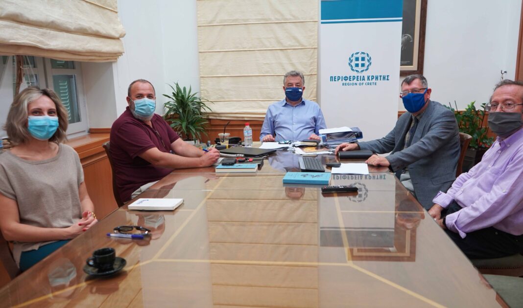 Συνάντηση για τα έργα του Υπουργείου Υποδομών στην Κρήτη