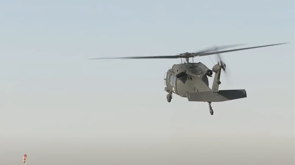 Σύγκρουση στρατιωτικών ελικοπτέρων εν πτήσει – Φόβοι για τουλάχιστον 15 νεκρούς