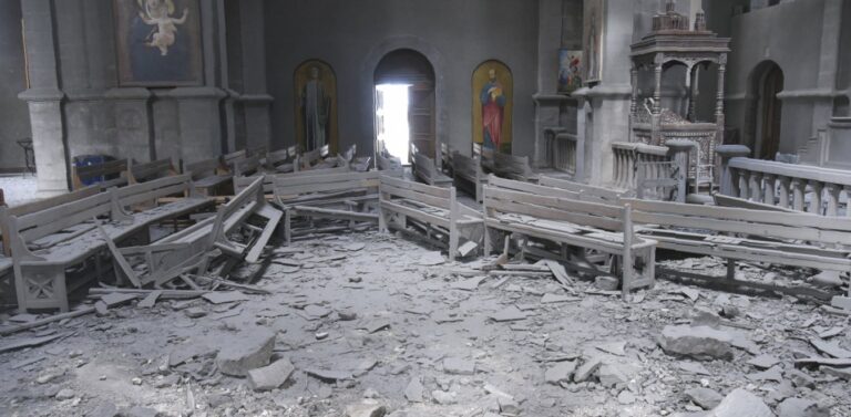 Ναγκόρνο Καραμπάχ: Έσπασε η εκεχειρία – Βομβαρδισμοί στο Στεπανακέρτ