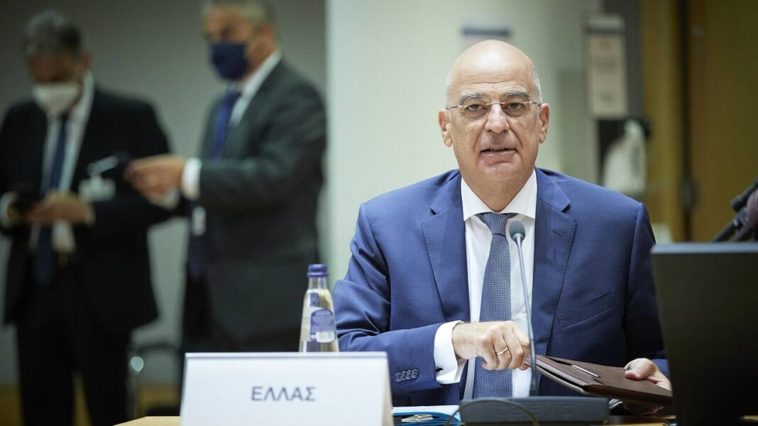 Στην Πρίστινα ο Νίκος Δένδιας: Επαφές με την κυβέρνηση του Κοσόβου