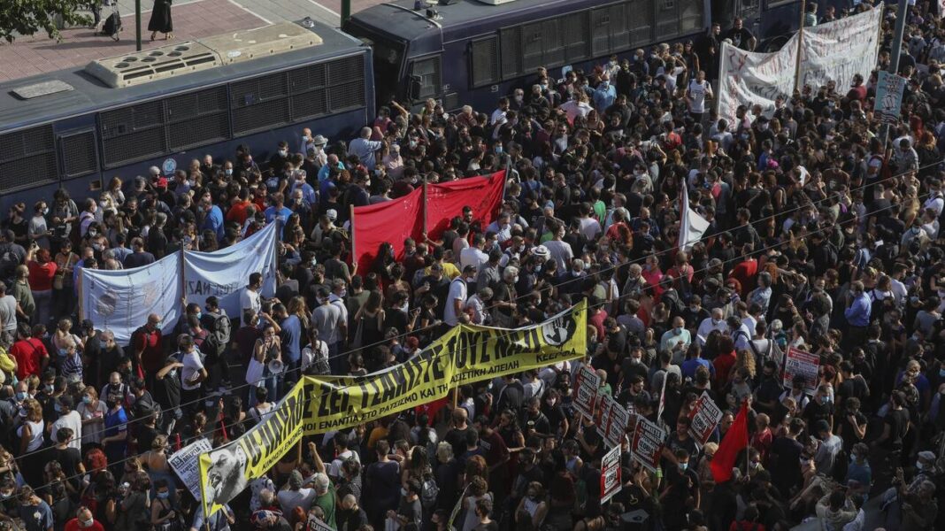 Δημοσκόπηση: Τι λένε οι πολίτες για τη δίκη της Χρυσής Αυγής