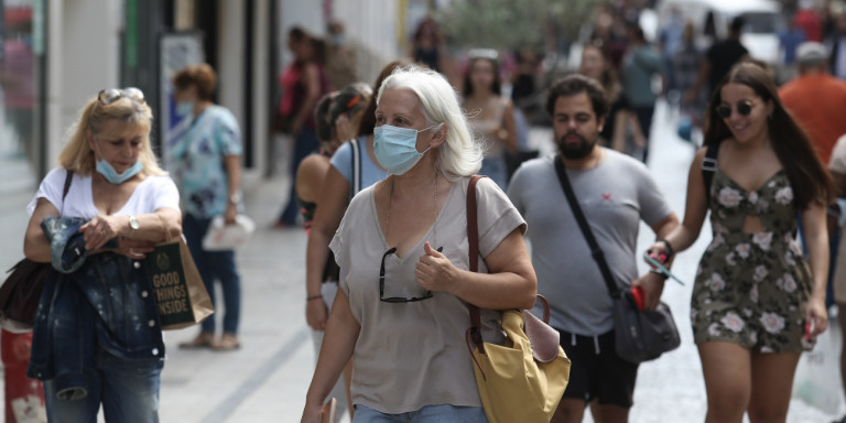 Μόσιαλος για κορωνοϊό: Θα γλιτώσει ακόμα και χωρίς θεραπεία το 92% των 70άρηδων