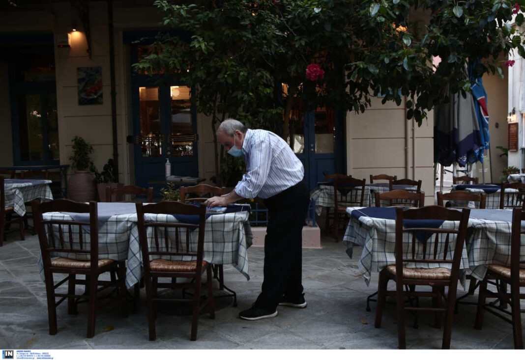 Κορωνοϊός: Εβδομάδα με νέα μέτρα – Πότε θα σημάνει συναγερμός για τοπικά lockdown