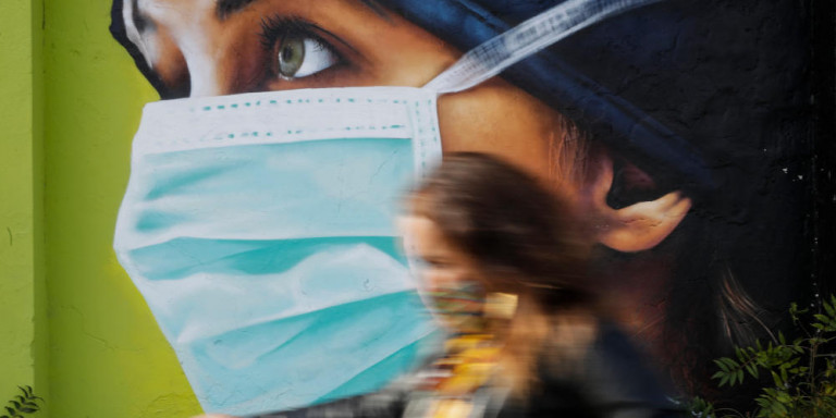 Καλπάζει ο κορωνοϊός ξανά και στην Ιταλία: Αυξάνονται οι νεκροί -Σκέψεις για τοπικά lockdown